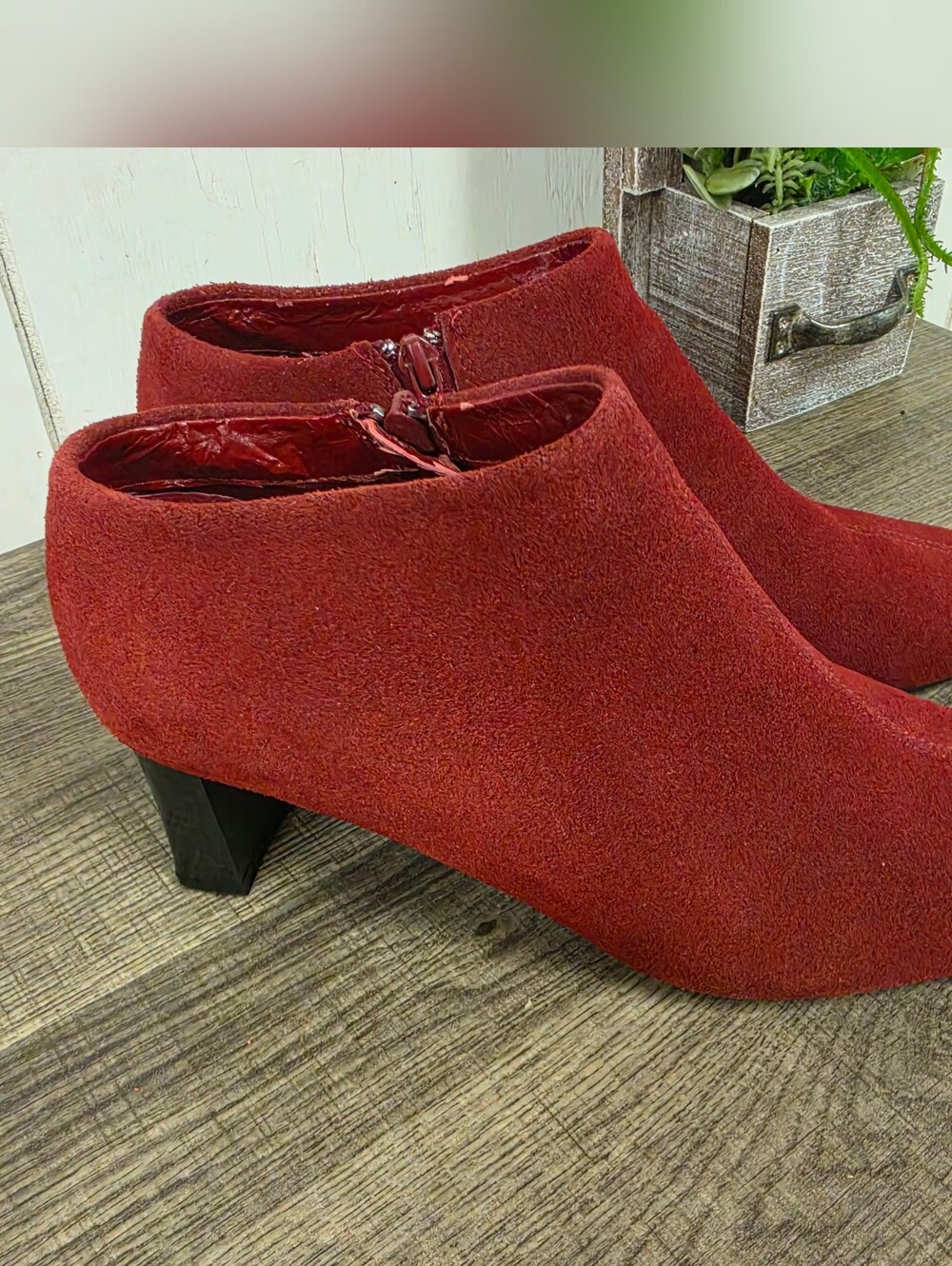 Chadwick Burgundy Red Suede Ankle Booties 2" Block Heel Chic Autumn Fall